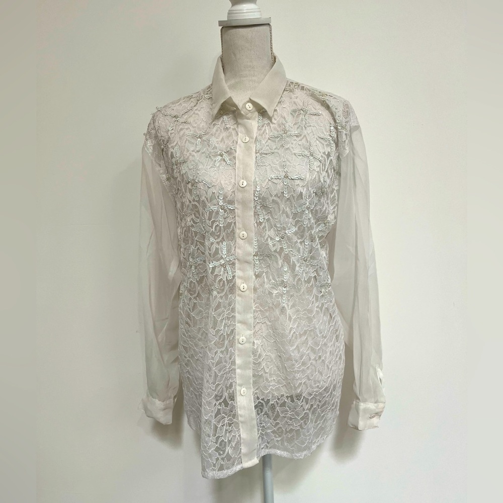 NWT effeci White Sheer and Lace Sequin  Blouse size M